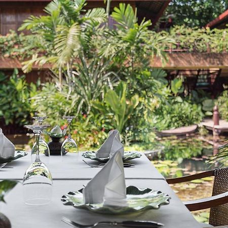 Angkor Village Hotel - Small Luxury Hotels Of The World Σιέμ Ρέαπ Εξωτερικό φωτογραφία The restaurant
