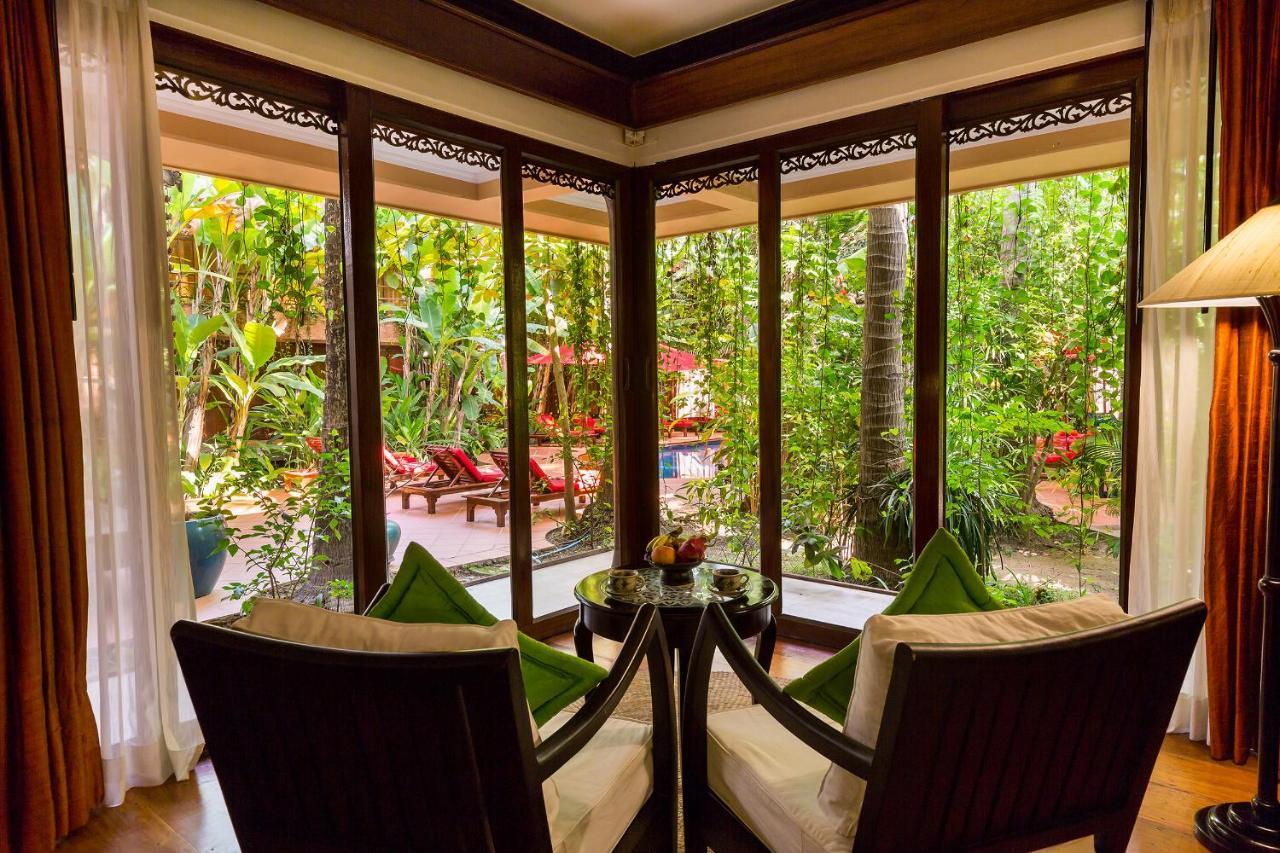 Angkor Village Hotel - Small Luxury Hotels Of The World Σιέμ Ρέαπ Εξωτερικό φωτογραφία Living room at the Residence